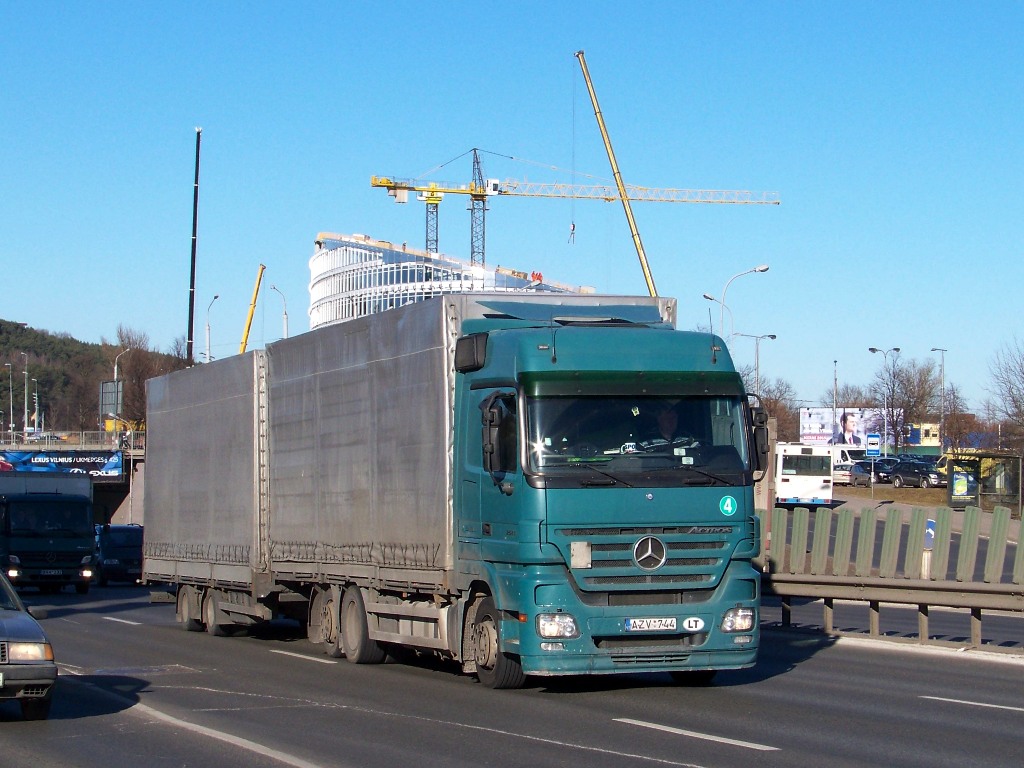 Литва, № AZV 744 — Mercedes-Benz Actros ('2003) 2541