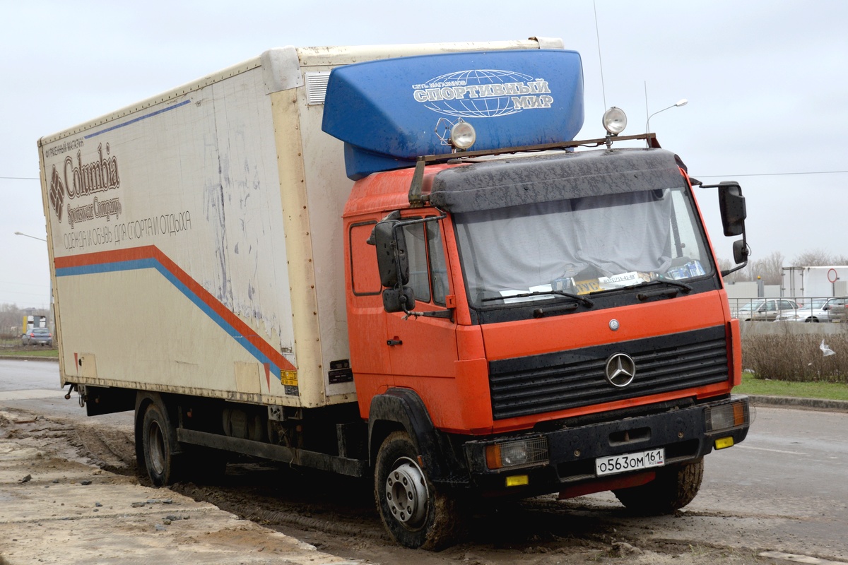 Ростовская область, № О 563 ОМ 161 — Mercedes-Benz LK (общ. мод.)