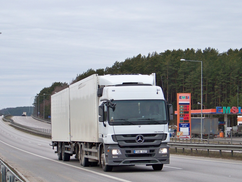 Литва, № FGB 027 — Mercedes-Benz Actros ('2009) 2541