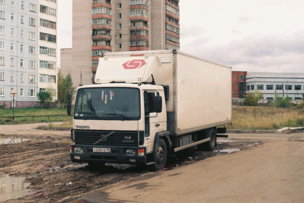 Удмуртия, № У 240 ТЕ 18 — Volvo FL6