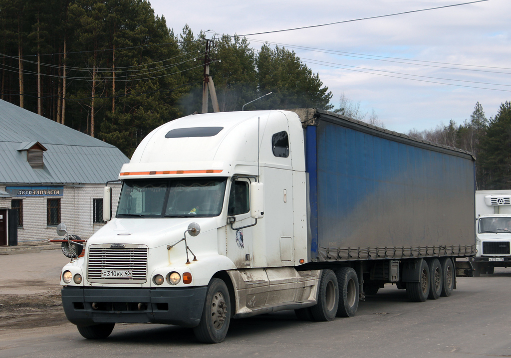 Липецкая область, № Е 310 КК 48 — Freightliner Century Class