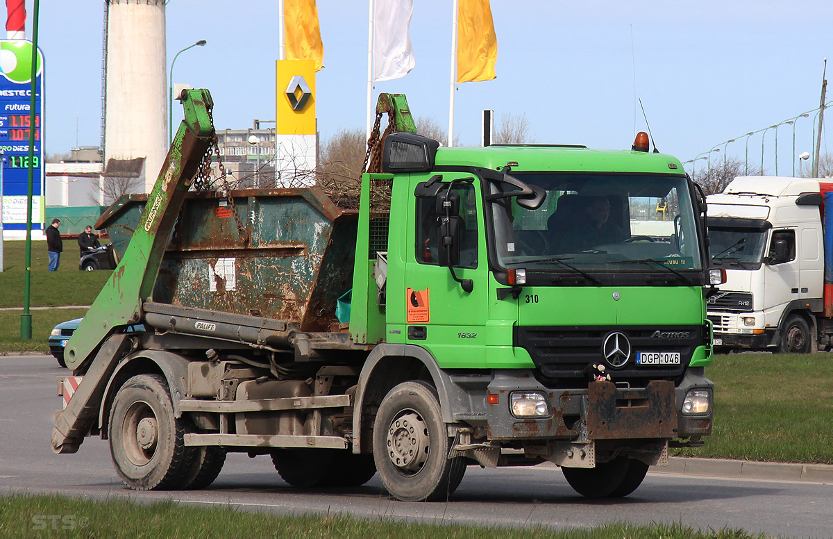 Литва, № 310 — Mercedes-Benz Actros ('2003) 1832