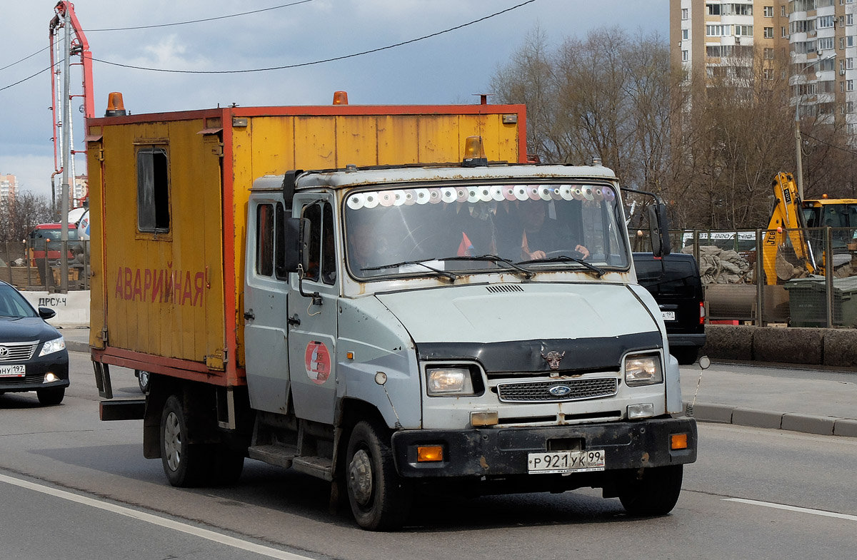 Москва, № Р 921 УК 99 — ЗИЛ-5301БО "Бычок"