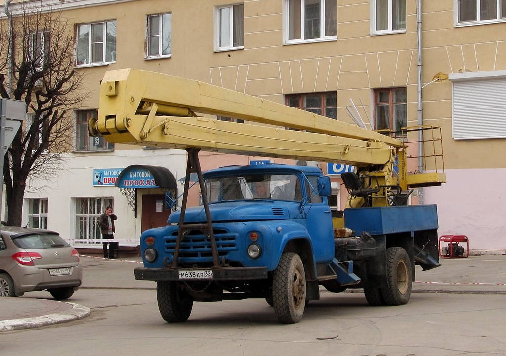 Калужская область, № М 638 АВ 32 — ЗИЛ-431412