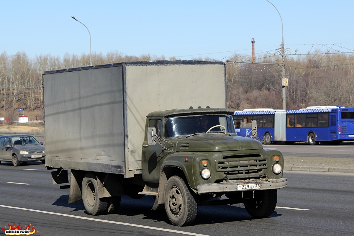 Москва, № Т 229 НХ 77 — ЗИЛ-431810