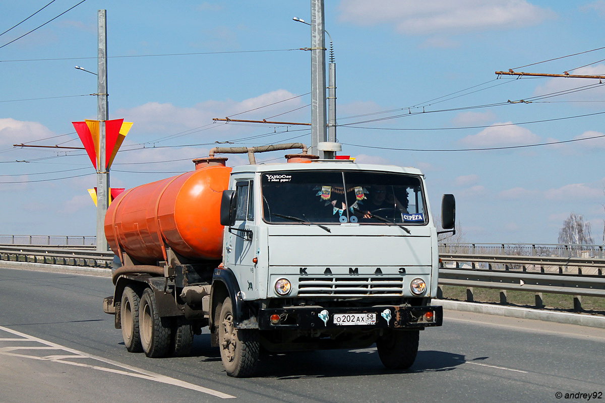 Пензенская область, № О 202 АХ 58 — КамАЗ-53213