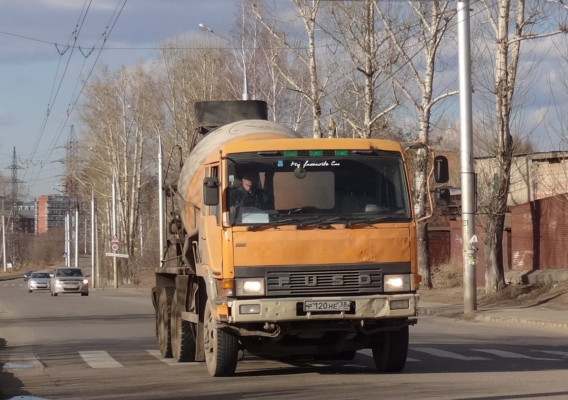 Иркутская область, № Р 120 НЕ 38 — Mitsubishi Fuso The Great