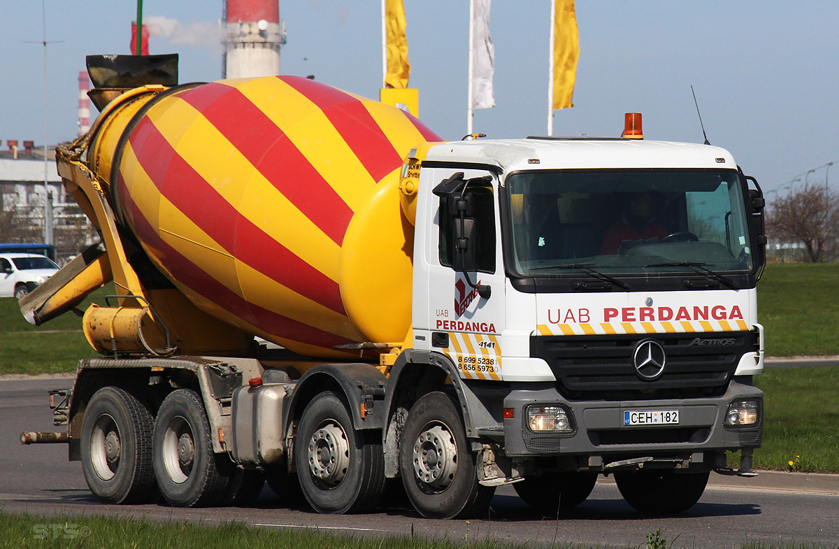 Литва, № CEH 182 — Mercedes-Benz Actros ('2003) 4141