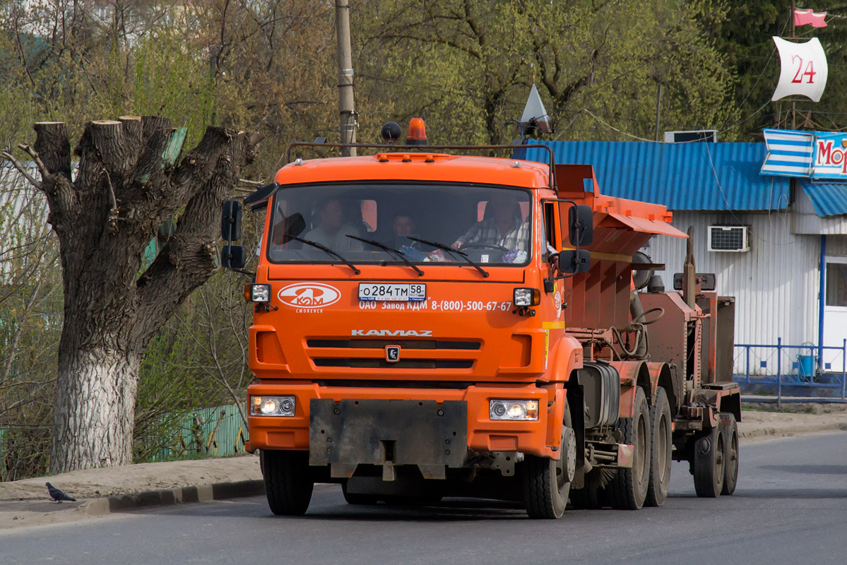 Пензенская область, № О 284 ТМ 58 — КамАЗ-65115 (общая модель)