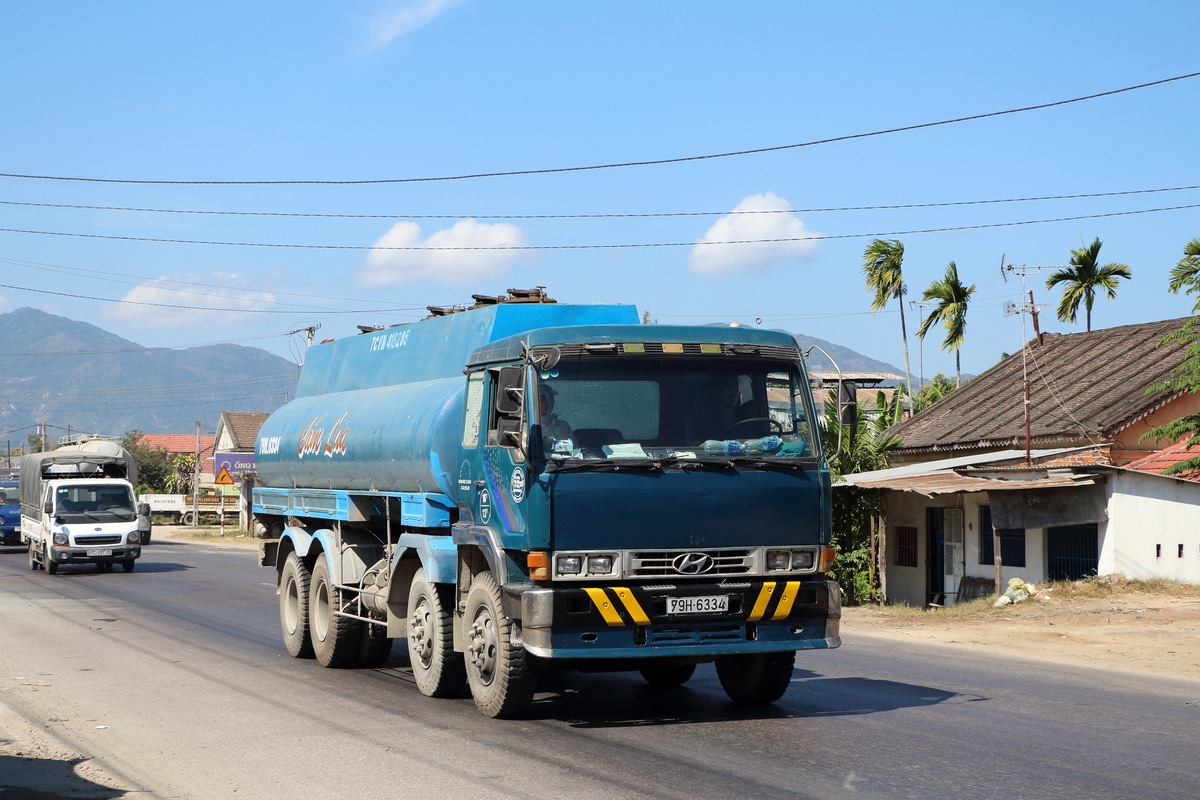 Вьетнам, № 79H-6334 — Hyundai (общая модель)