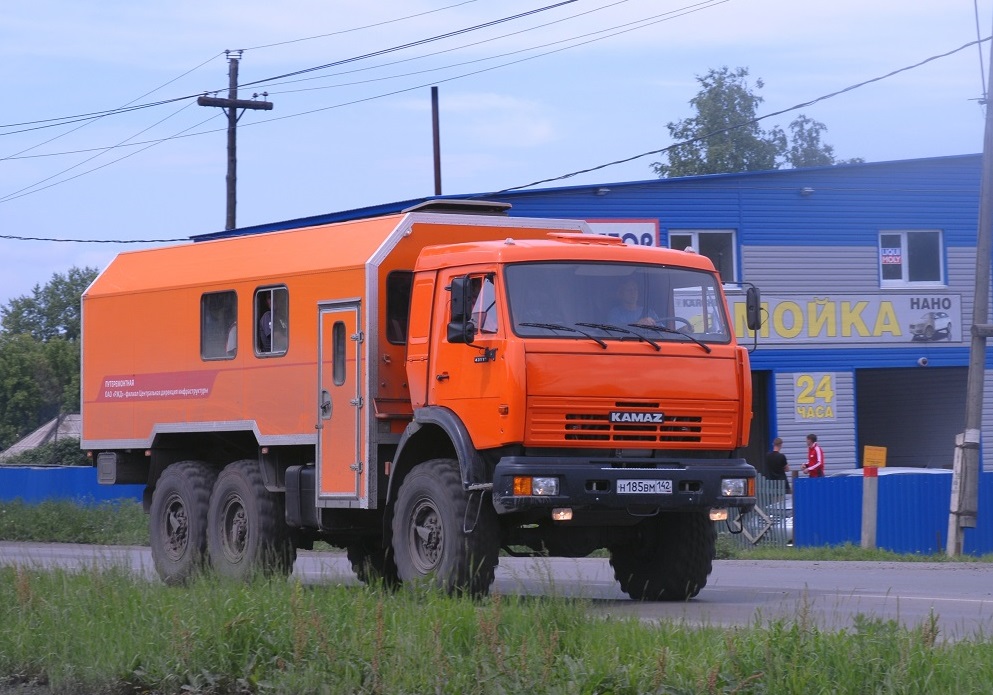 Кемеровская область, № Н 185 ВМ 142 — КамАЗ-43118-15 [43118R]