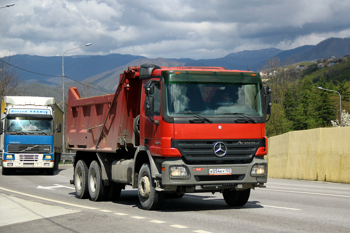 Краснодарский край, № К 054 КУ 123 — Mercedes-Benz Actros ('2003) 3332