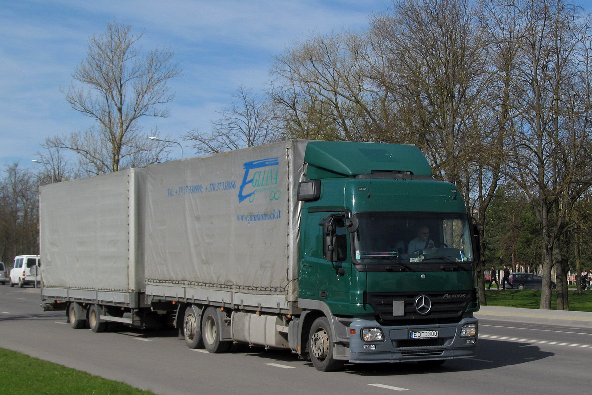 Литва, № EOT 300 — Mercedes-Benz Actros ('2003)