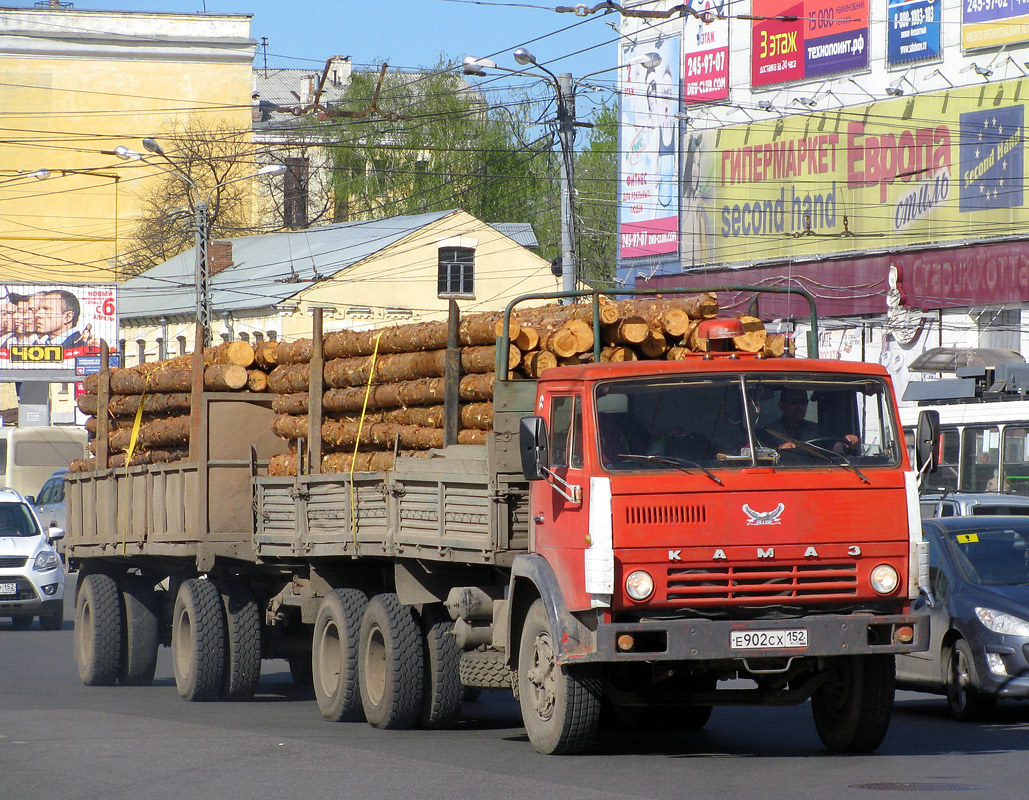 Нижегородская область, № Е 902 СХ 152 — КамАЗ-53213