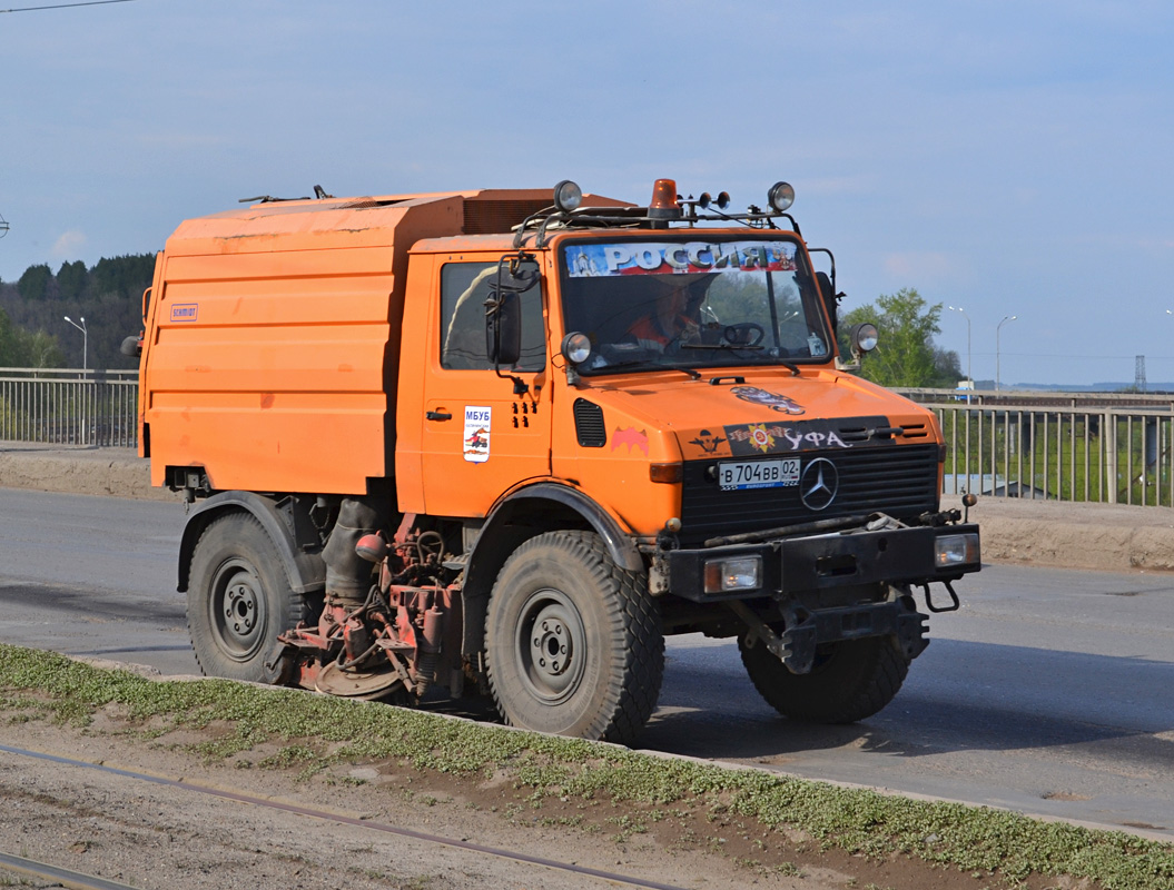 Башкортостан, № В 704 ВВ 02 — Mercedes-Benz Unimog U1400