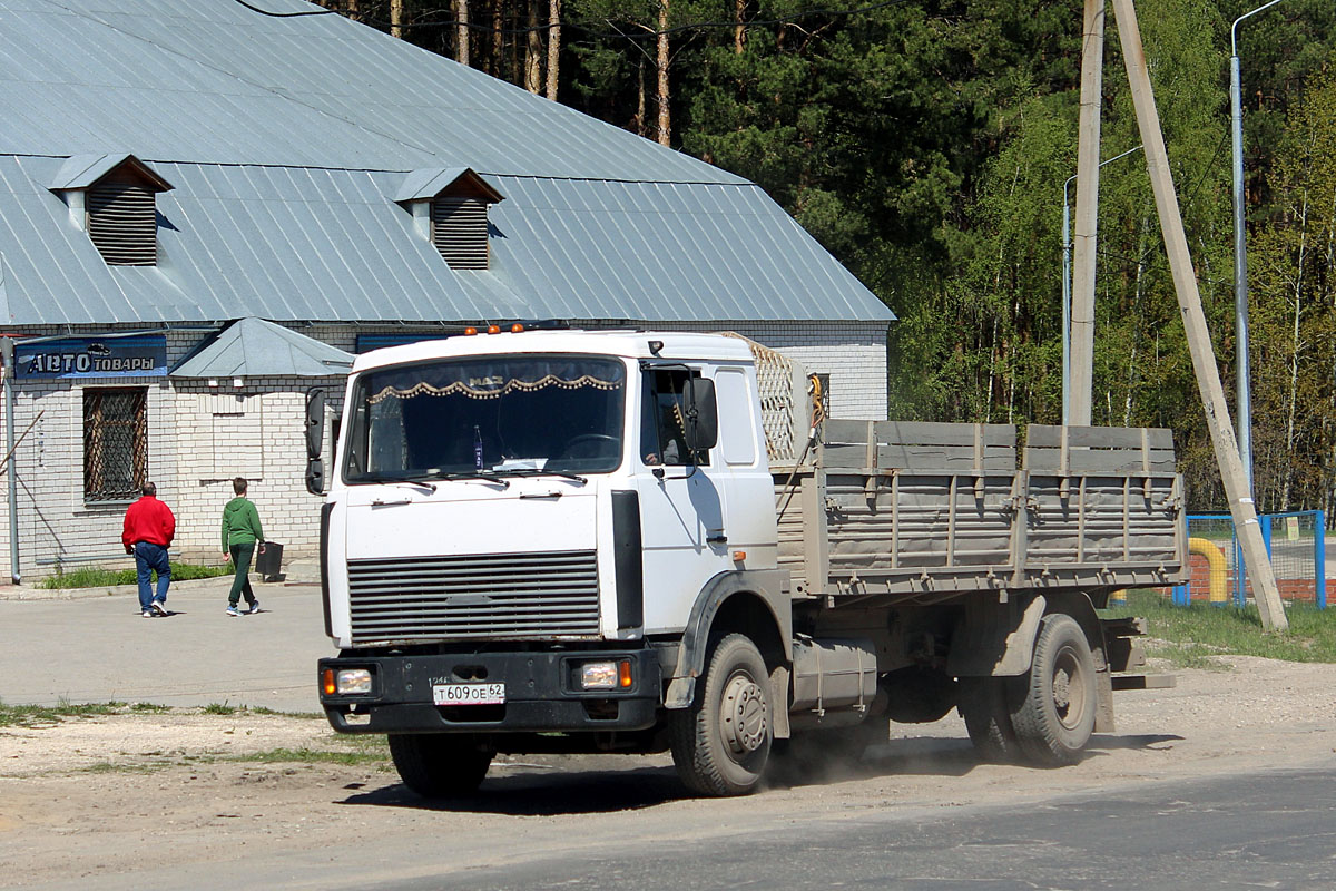 Рязанская область, № Т 609 ОЕ 62 — МАЗ-5336 (общая модель)