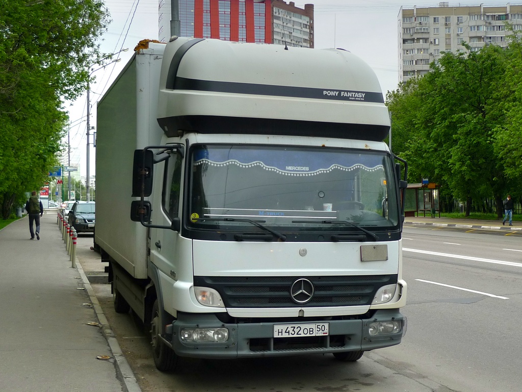 Московская область, № Н 432 ОВ 50 — Mercedes-Benz Atego 818