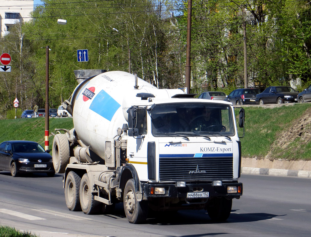 Нижегородская область, № М 488 ВВ 152 — МАЗ-5516A5