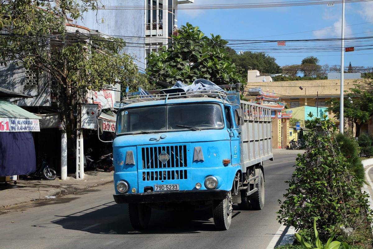 Вьетнам, № 79D-5233 — IFA W50L/SP