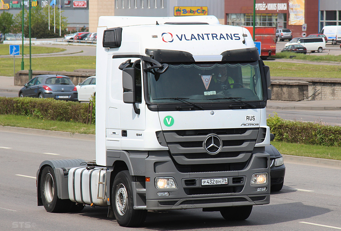 Калининградская область, № Р 432 ВН 39 — Mercedes-Benz Actros ('2009) 1844