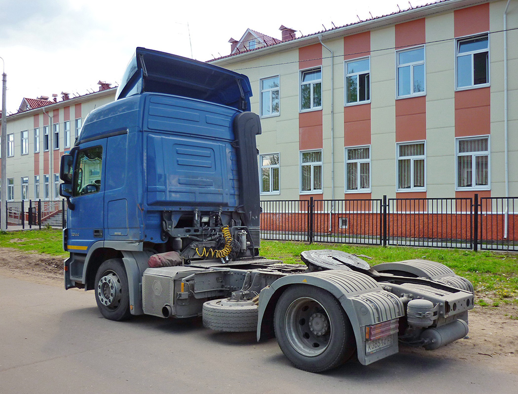 Архангельская область, № К 385 ТС 29 — Mercedes-Benz Actros ('2009) 1844