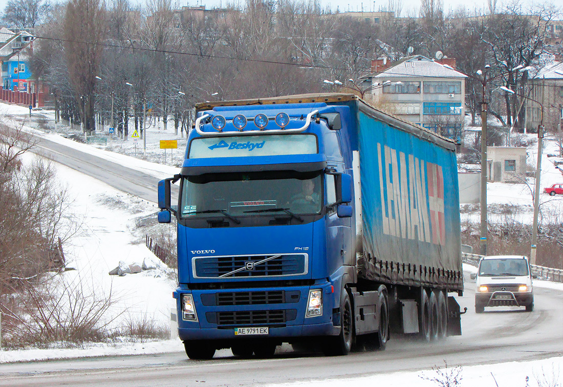 Днепропетровская область, № АЕ 9791 ЕК — Volvo ('2002) FH12.420