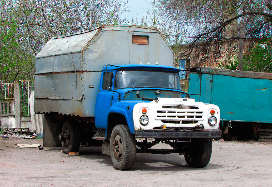 Днепропетровская область, № (UA04) Б/Н 0004 — ЗИЛ-431412