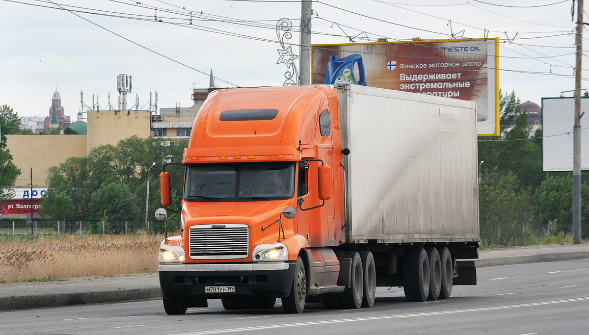 Москва, № М 781 УН 199 — Freightliner Century Class