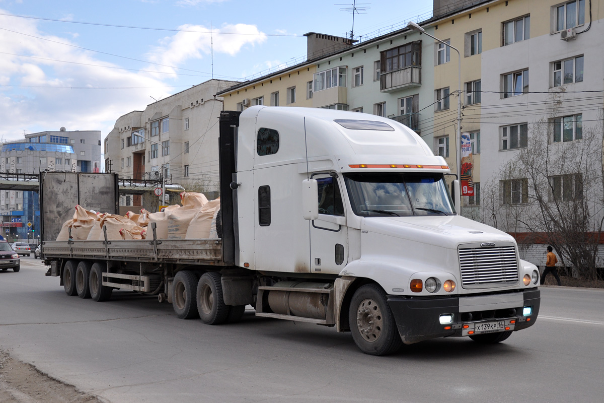 Саха (Якутия), № Х 139 КР 14 — Freightliner Century Class