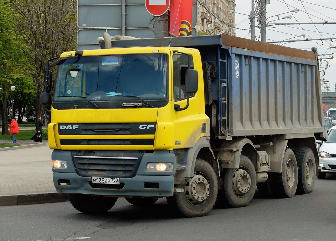 Московская область, № М 135 КР 750 — DAF CF85 FAD