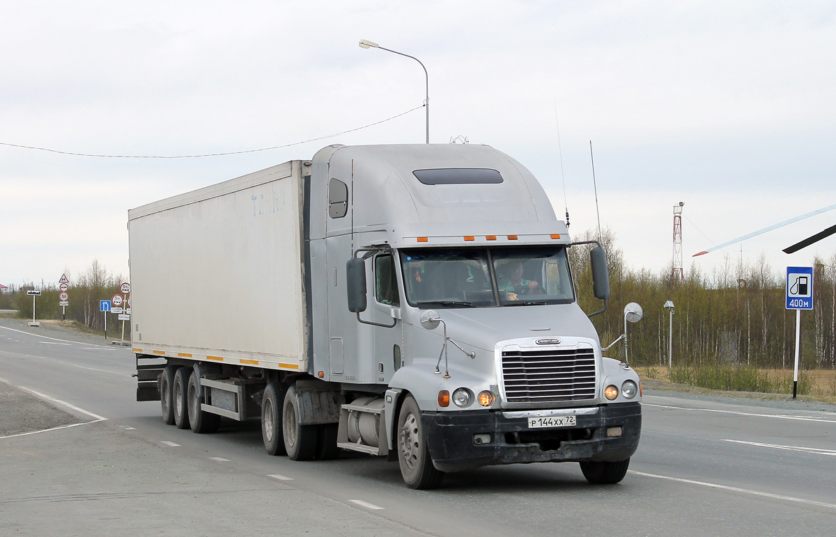 Тюменская область, № Р 144 ХХ 72 — Freightliner Century Class