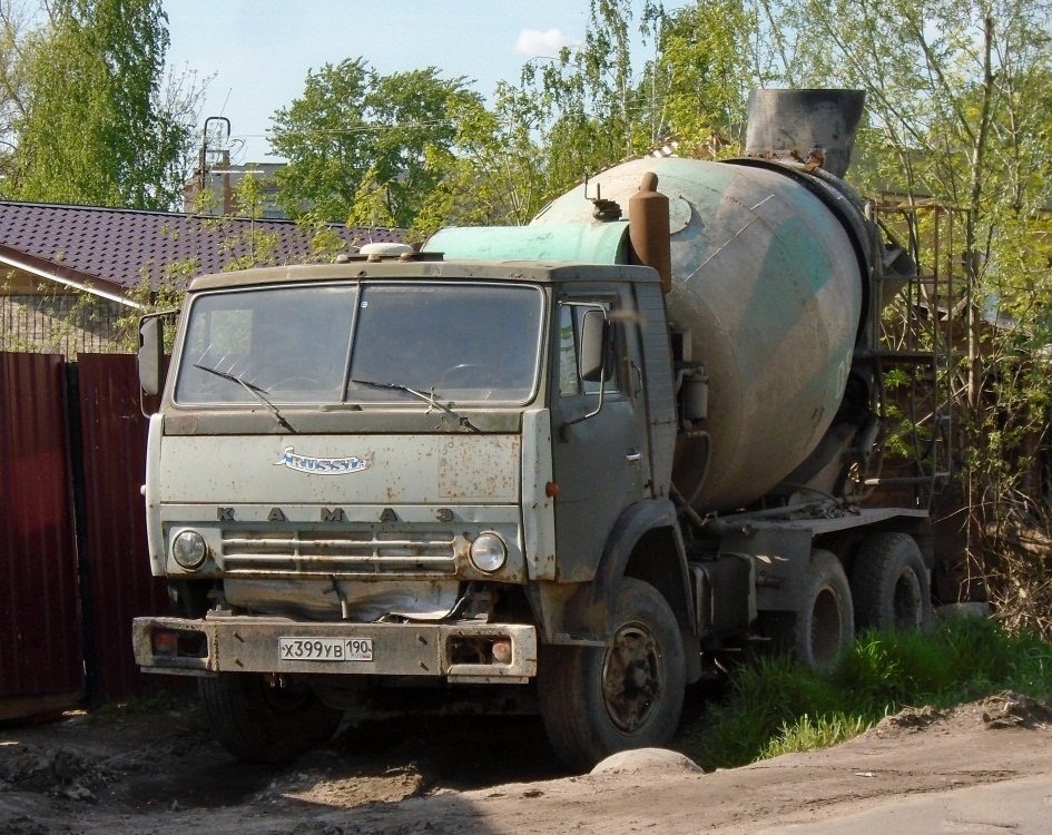 Московская область, № Х 399 УВ 190 — КамАЗ-54112