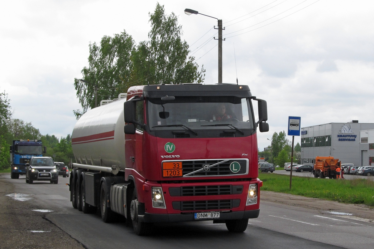 Литва, № DNM 877 — Volvo ('2002) FH12.400