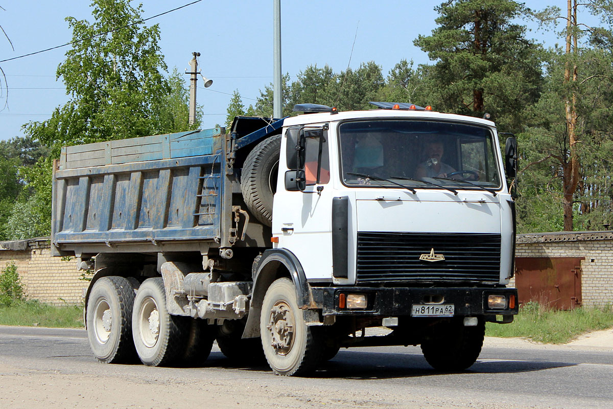 Рязанская область, № Н 811 РА 62 — МАЗ-551605