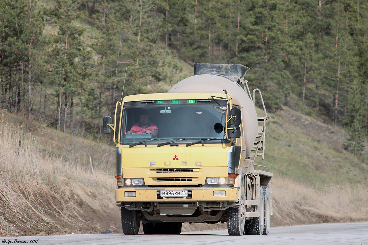 Саха (Якутия), № М 896 КМ 14 — Mitsubishi Fuso The Great