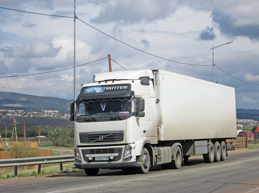 Красноярский край, № У 043 КО 124 — Volvo ('2008) FH.440 [X9P]