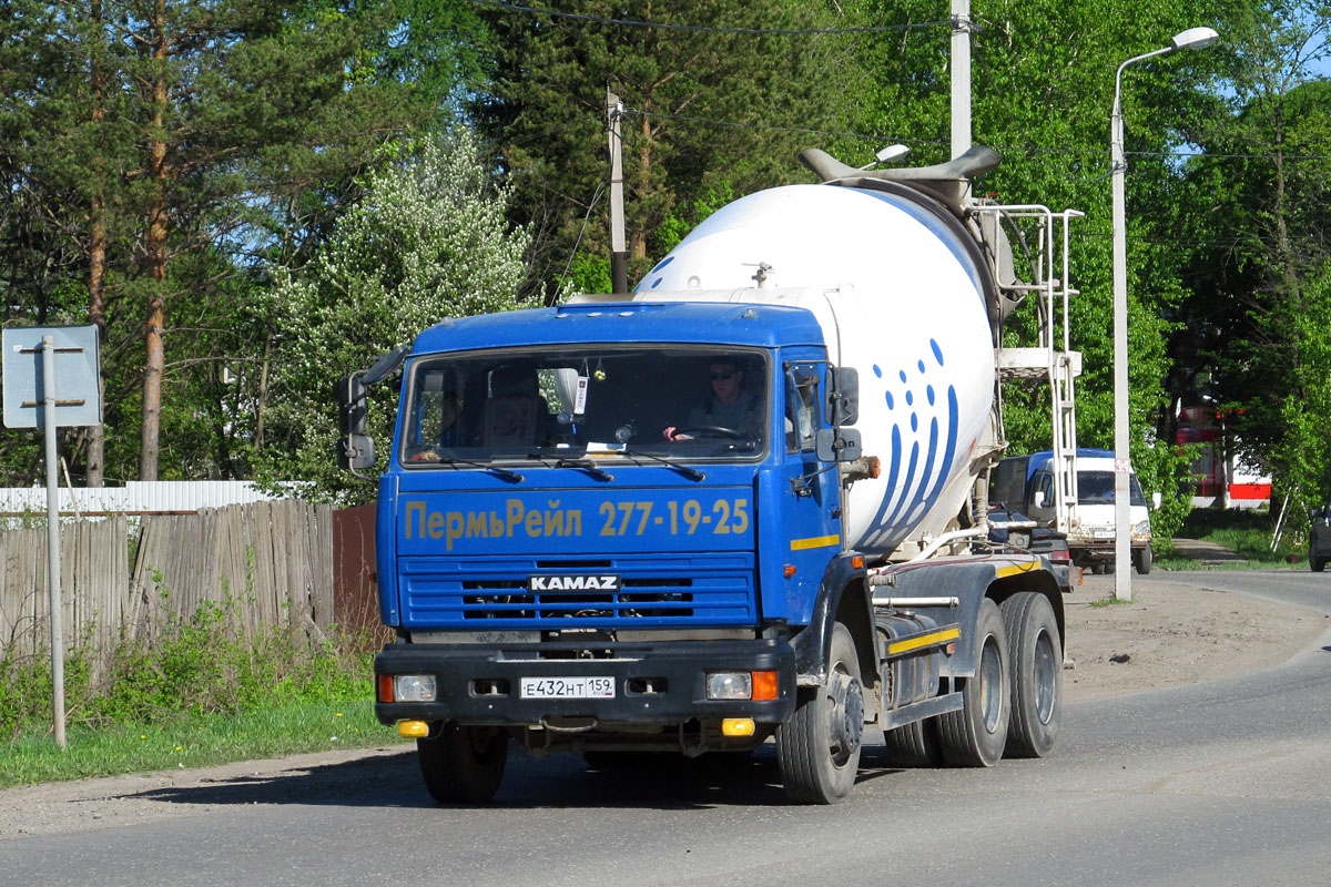 Пермский край, № Е 432 НТ 159 — КамАЗ-65115-D3