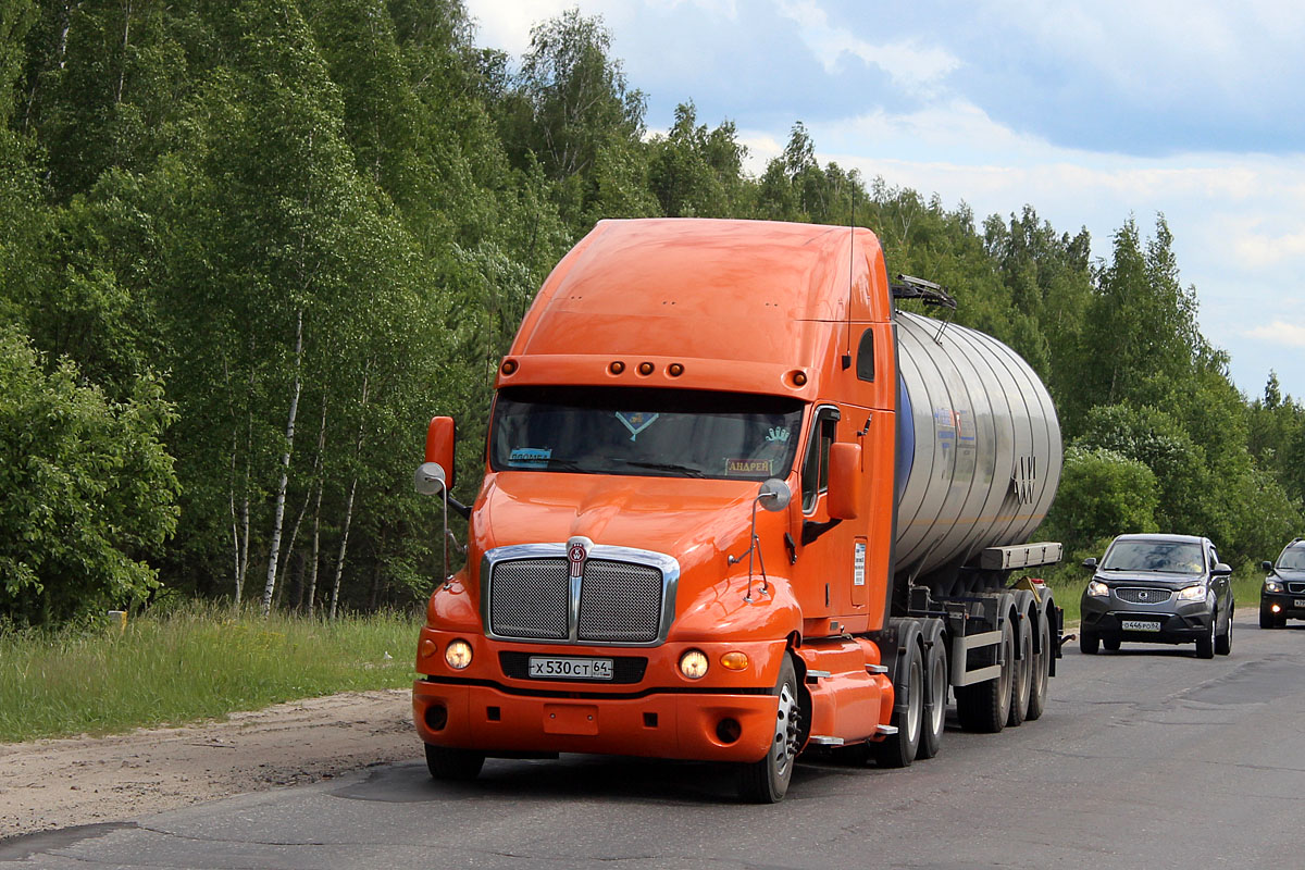 Саратовская область, № Х 530 СТ 64 — Kenworth T2000