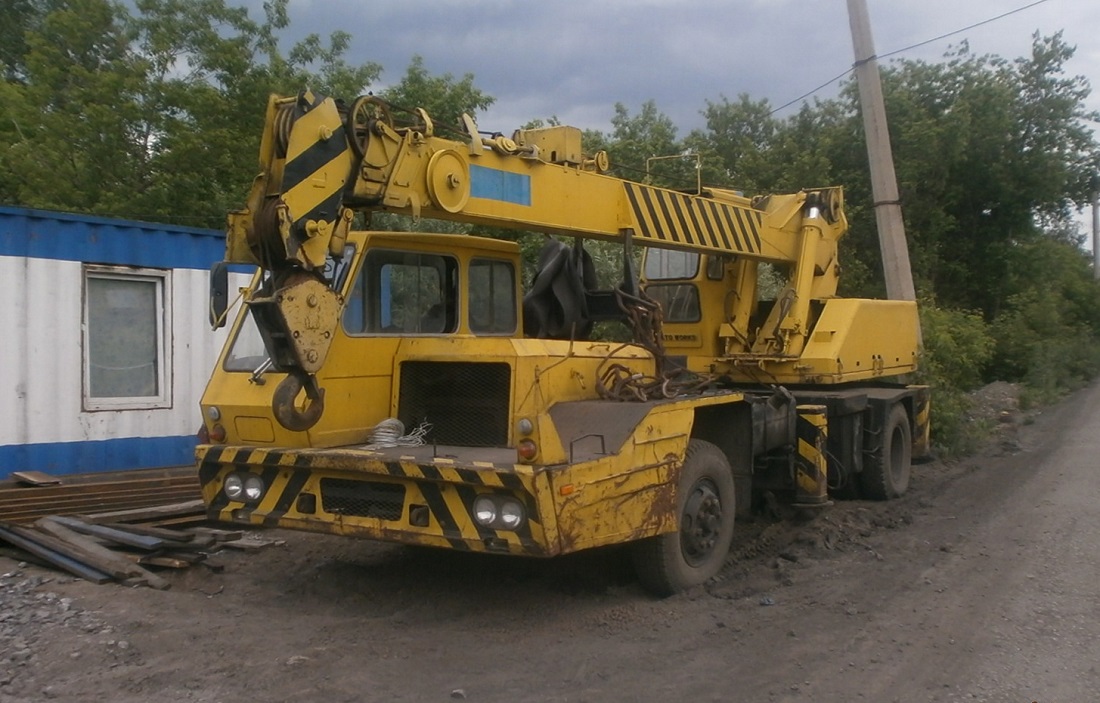 Кемеровская область, № (42) Б/Н 0007 — Nissan Diesel (общая модель); Кемеровская область — Автомобили без номеров