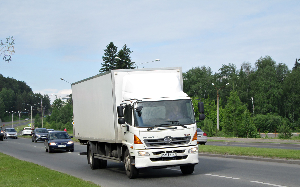 Иркутская область, № Р 298 ХТ 38 — Hino 500