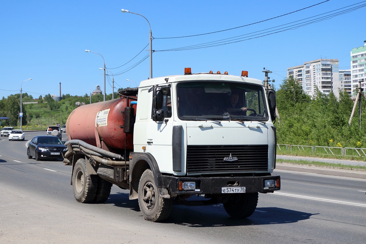 Томская область, № Е 574 ТУ 70 — МАЗ-53371