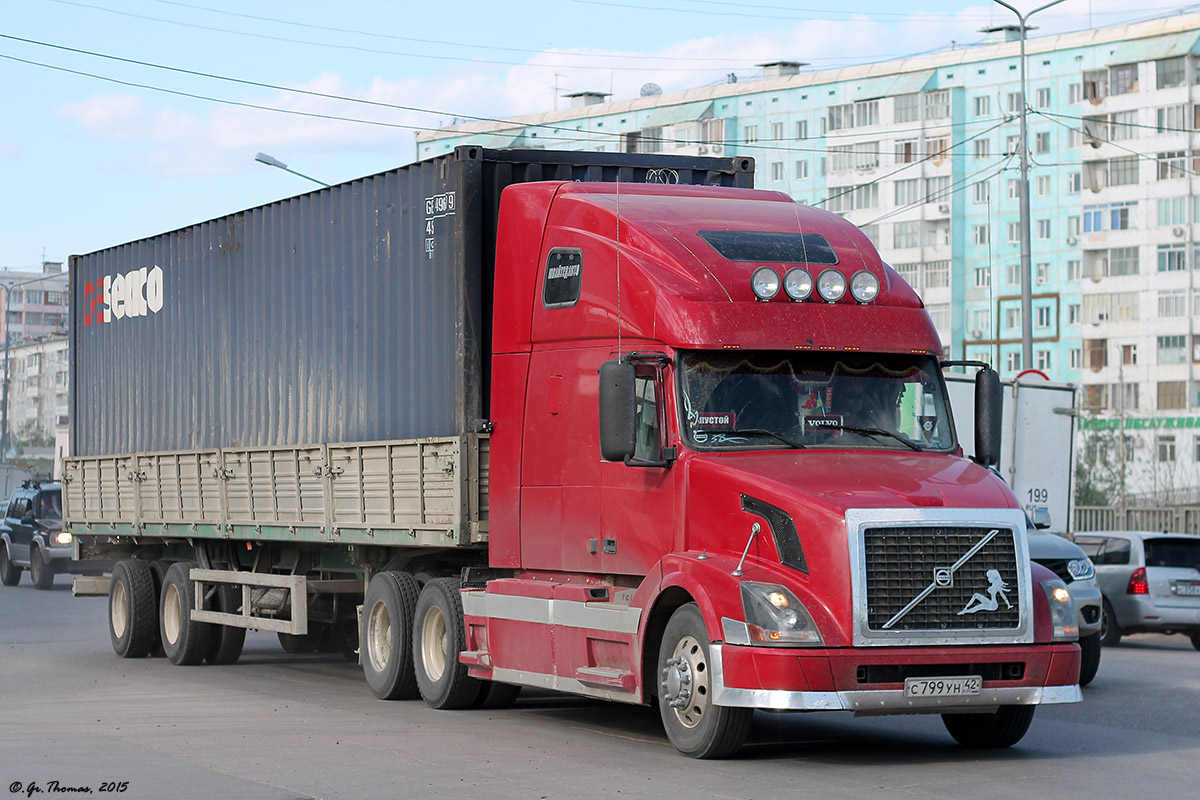 Кемеровская область, № С 799 УН 42 — Volvo VNL670