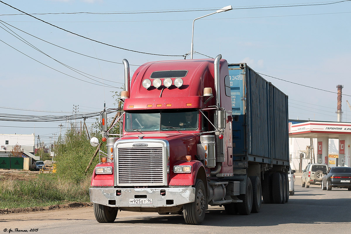 Саха (Якутия), № М 925 ЕТ 14 — Freightliner FLD 120 Classic