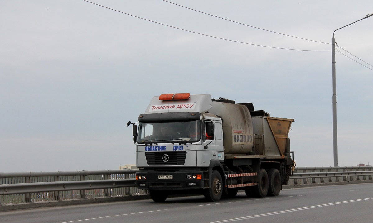 Томская область, № Е 198 СЕ 70 — Shaanxi Shacman F2000 (общая модель)