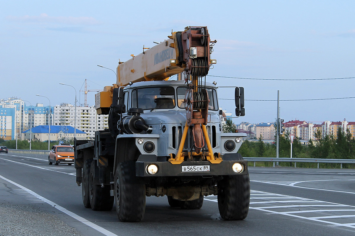 Ямало-Ненецкий автоном.округ, № В 565 СК 89 — Урал-4320-70