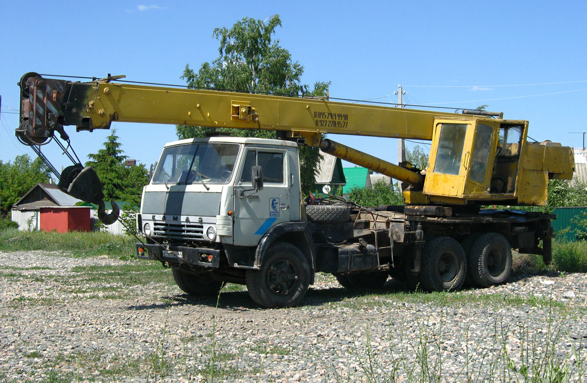 Саратовская область, № С 107 АХ 64 — КамАЗ-53213