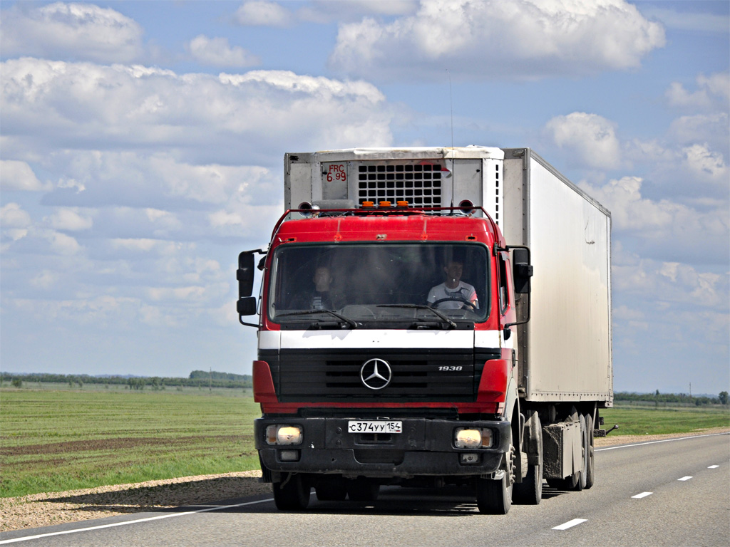 Новосибирская область, № С 374 УУ 154 — Mercedes-Benz SK 1938