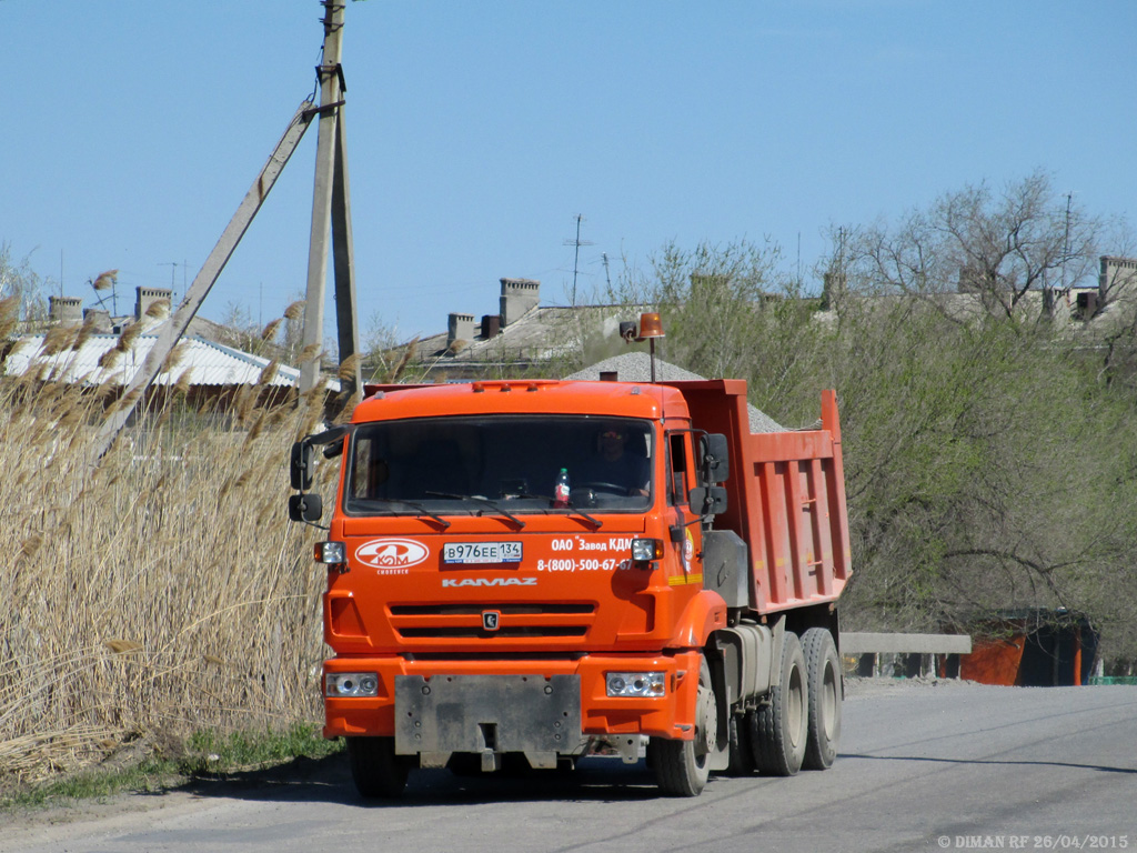 Волгоградская область, № В 976 ЕЕ 134 — КамАЗ-65115-L4