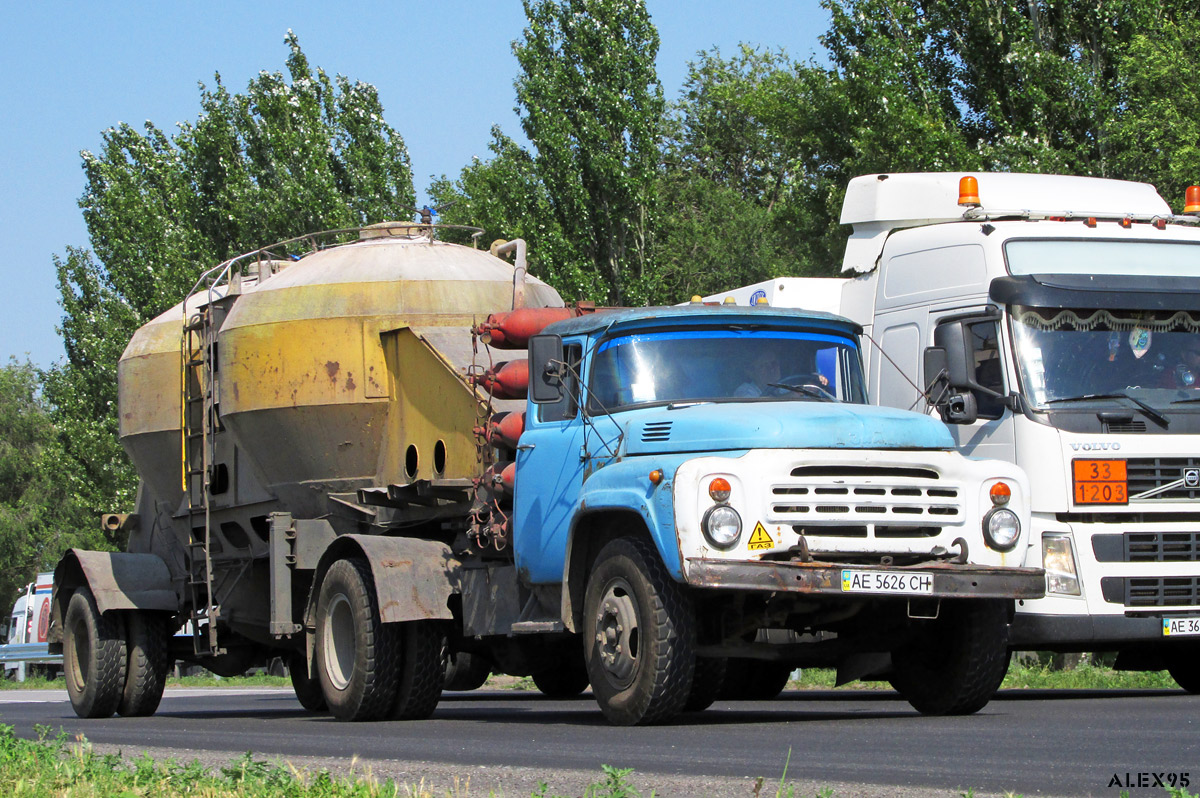 Днепропетровская область, № АЕ 5626 СН — ЗИЛ-441510