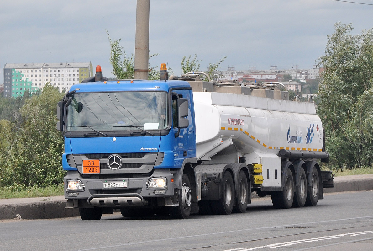 Омская область, № Р 823 УТ 55 — Mercedes-Benz Actros ('2009)